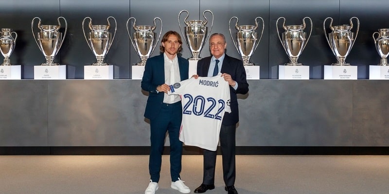 Cùng Real Madrid gặt hái hàng loạt danh hiệu trên mọi đấu trường