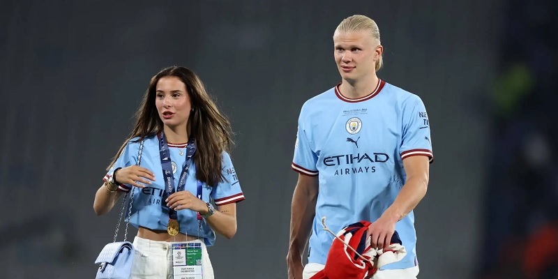 Hailang sánh đôi cùng bạn gái Isabel Haugseng Johansen