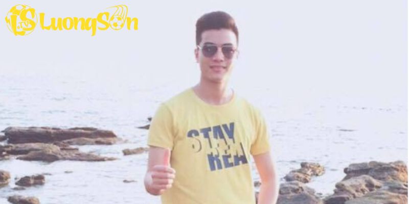 Đôi nét thông tin về Hứa Lập Quốc